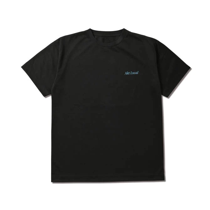 AKTR AKT LOCAL PHOTO DRYTECH TEE【123-005005】BK