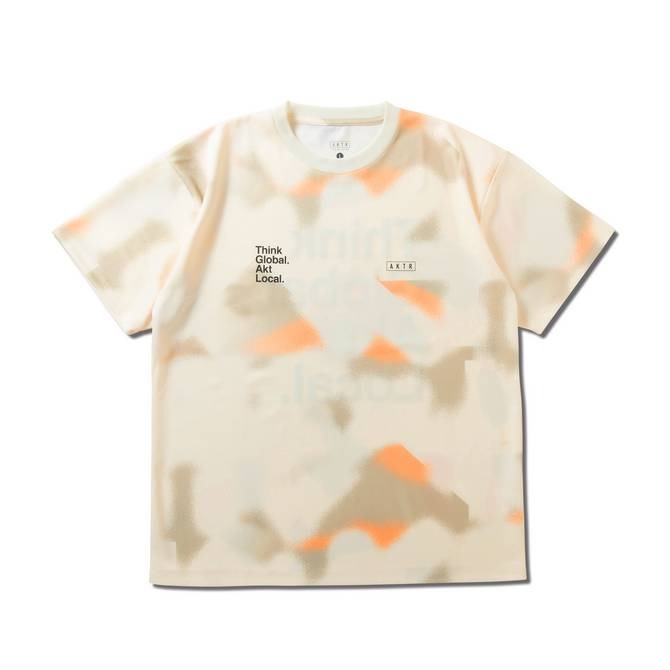 AKTR SCRIBBLE AKT LOCAL LOOSE FIT SPORTS TEE ECRU【124−017005】