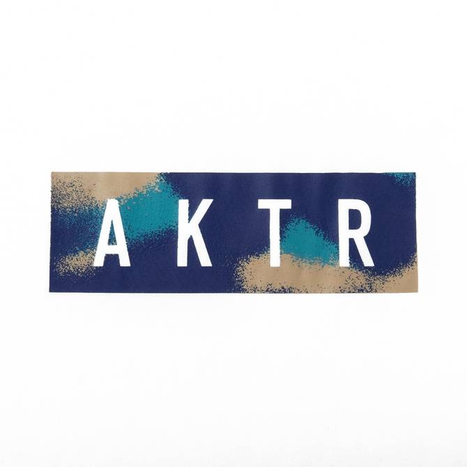 AKTR SCRIBBLE BOX LOGO SPORTS TEE WH【124-018005】