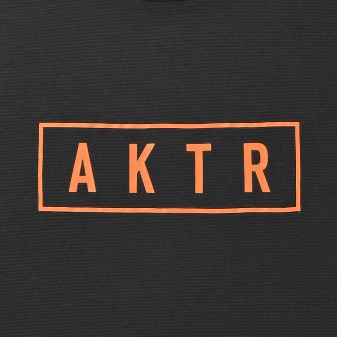 KIDS AKTR LOGO SPORTS TEE BK【222-056005】