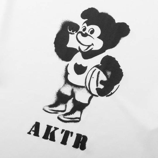 AKTR STENCIL NICK L/S SPORTS TEE WH【223-017005】