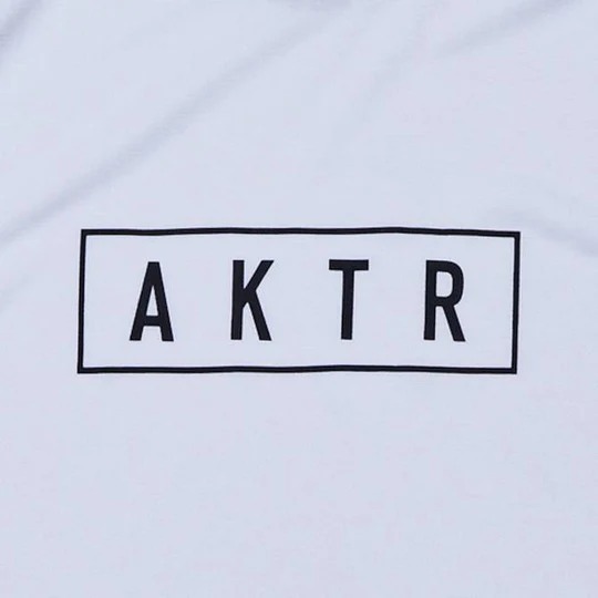 AKTR BASIC AKTR LOGO L/S SPORTS TEE WH