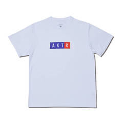 AKTR PAINTING BOX LOGO SPORTS TEE WHITE【122-013005】