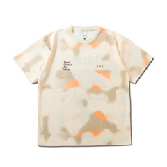 AKTR SCRIBBLE AKT LOCAL LOOSE FIT SPORTS TEE ECRU【124−017005】