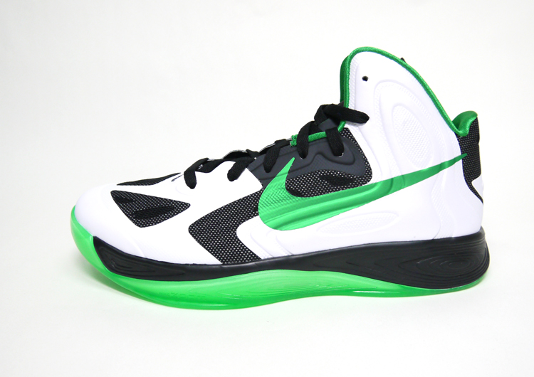 ナイキ ハイパーフューズ ジャパン【556149 105】Nike HyperFuse